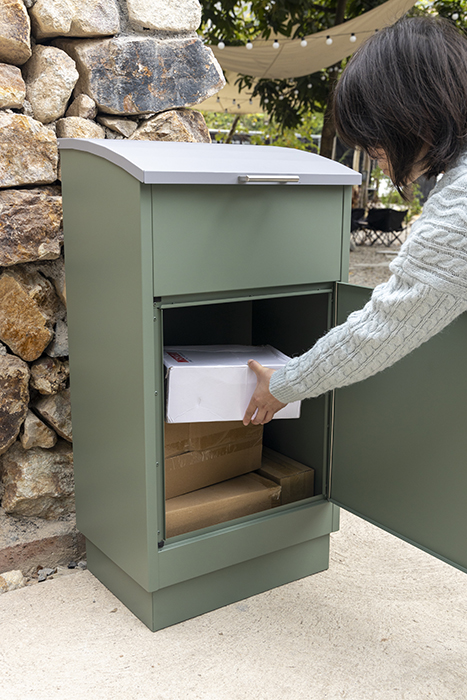 large parcel delivery box