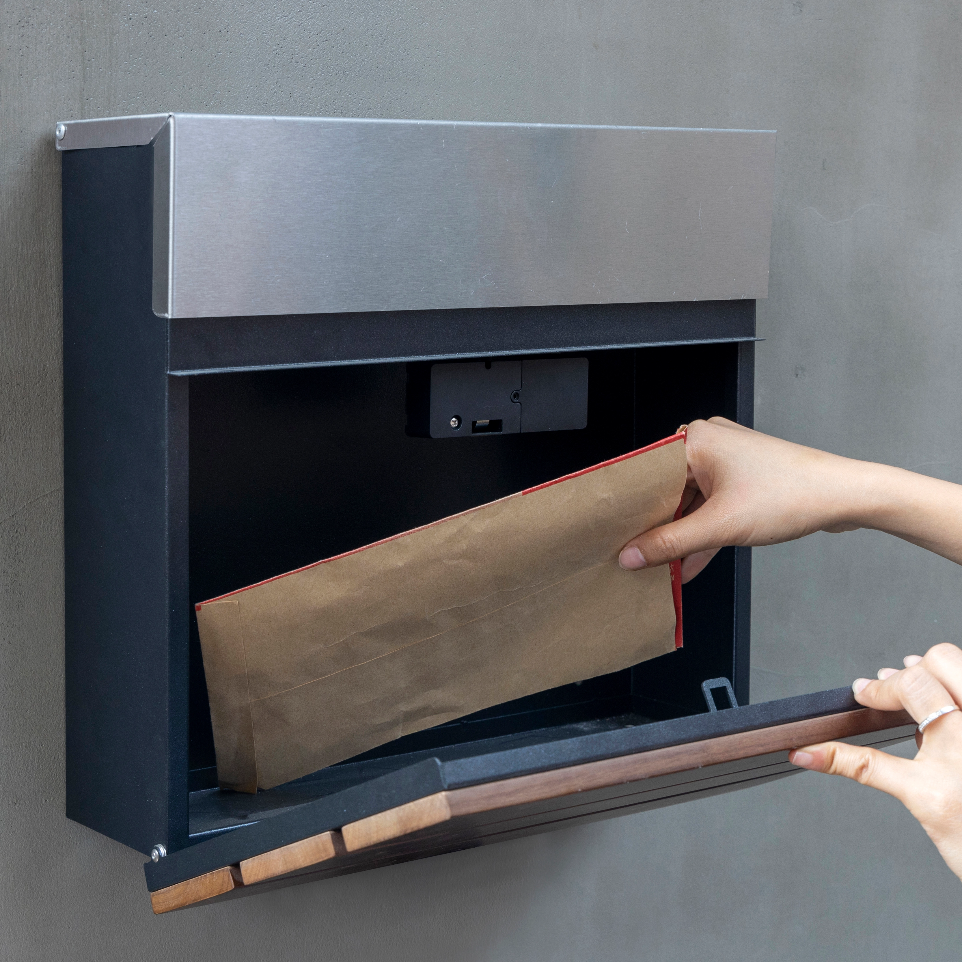 Durable Steel Mailboxes: The Overlooked Key to Reducing Residential Waste